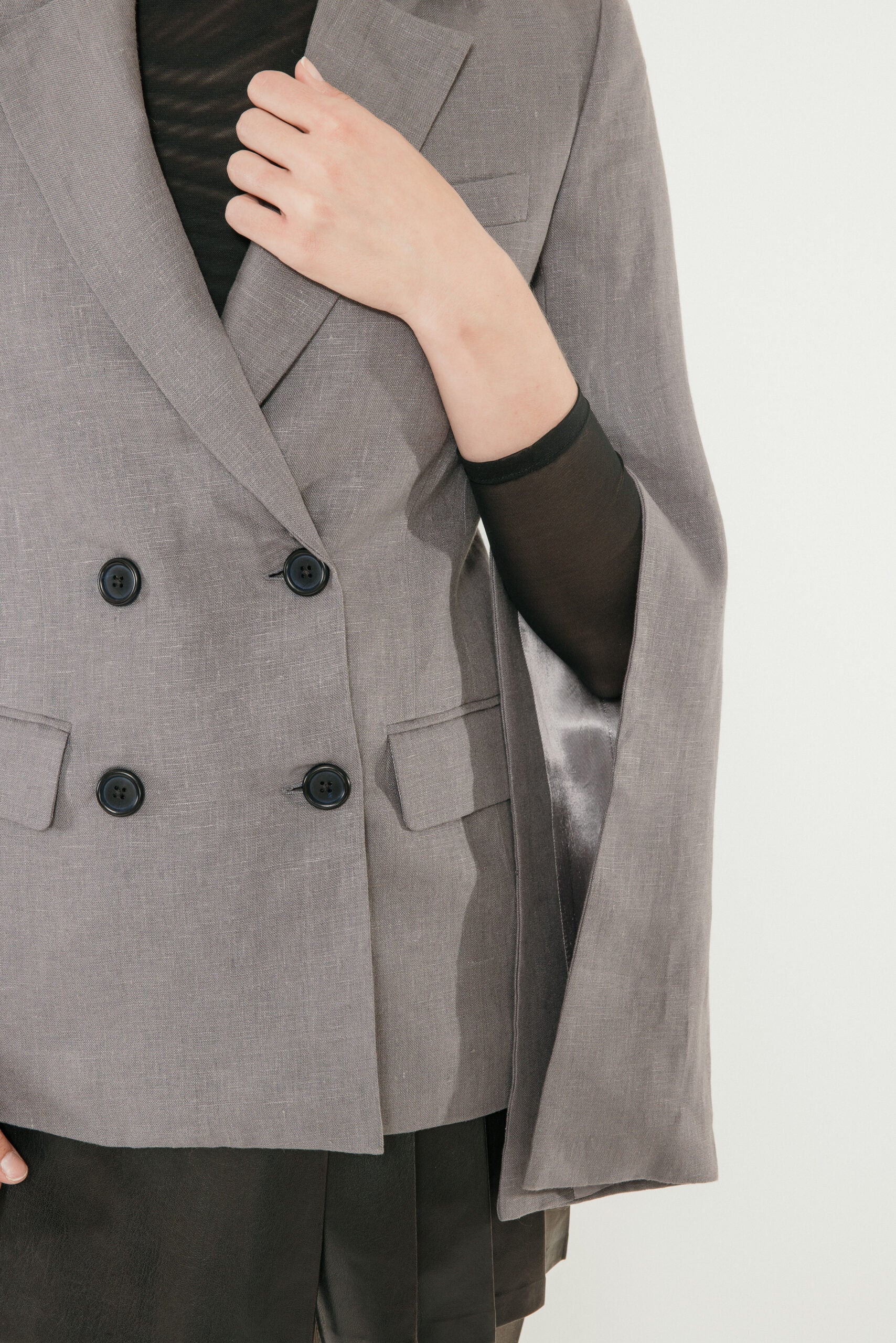 The Josephine Linen Blazer in Slate