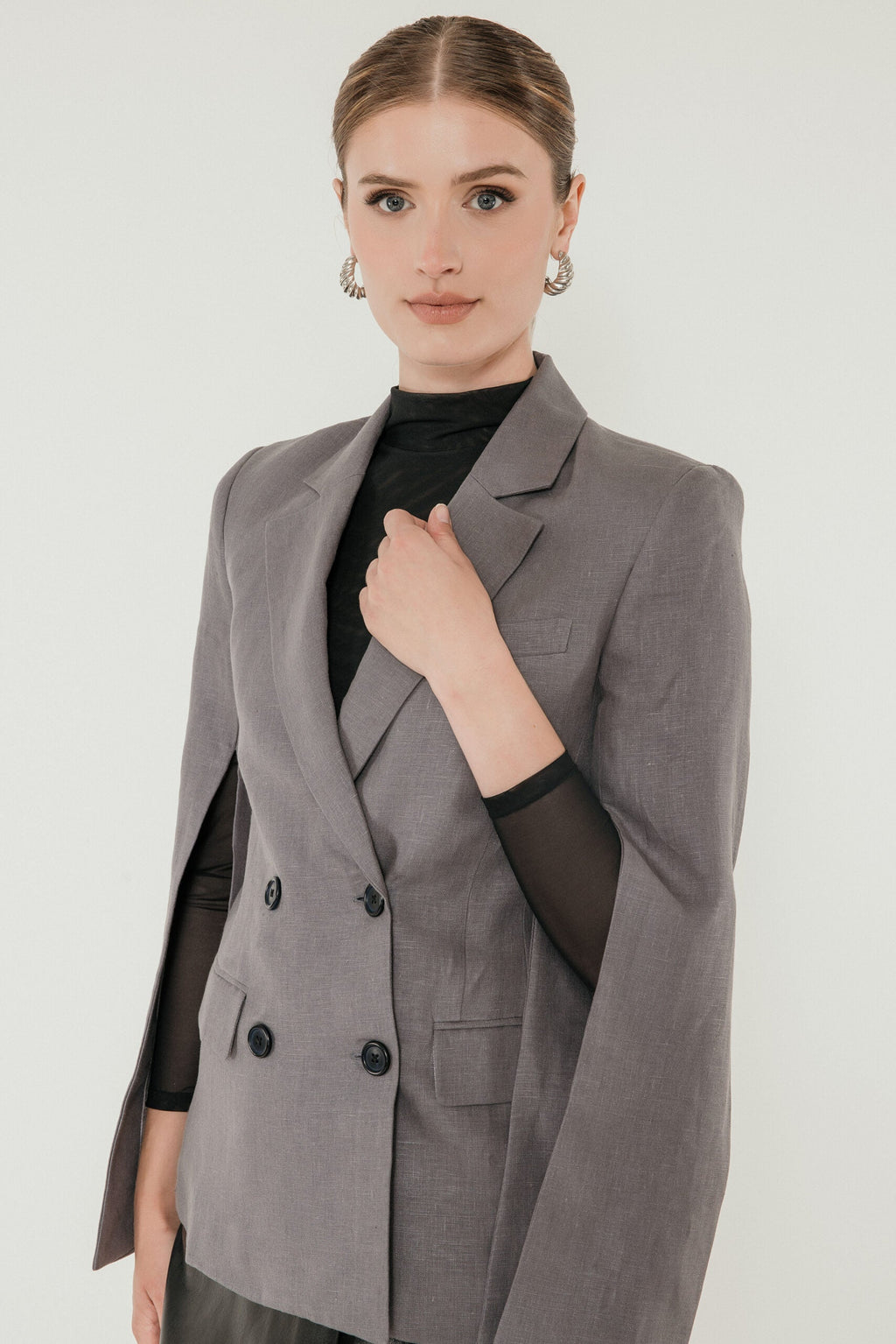 The Josephine Linen Blazer in Slate