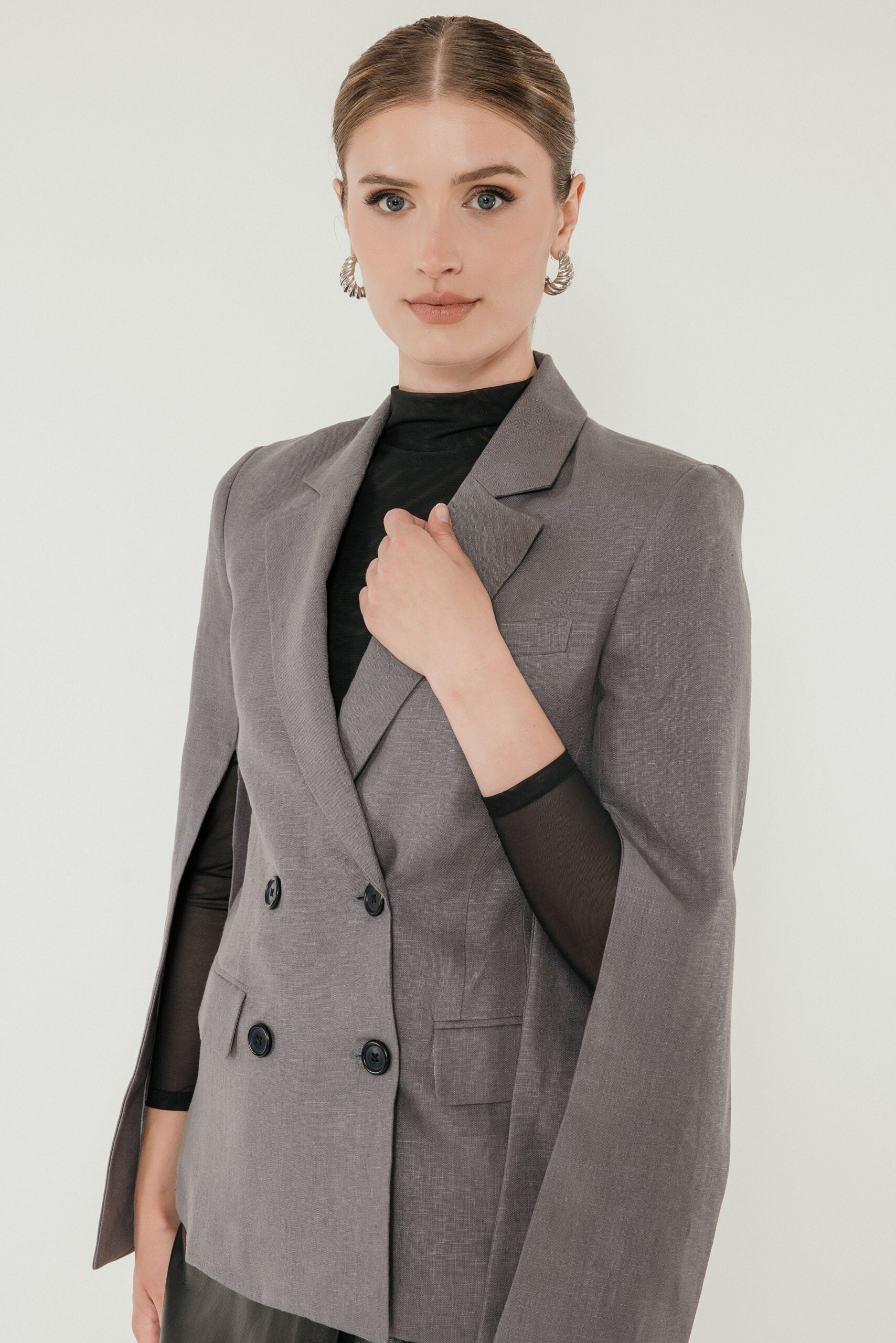 The Josephine Linen Blazer in Slate